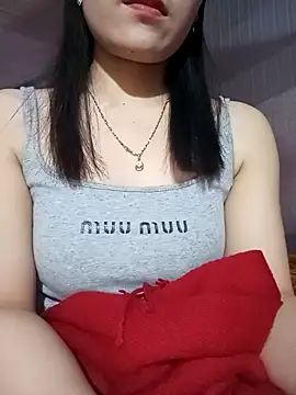 LucyyLy online show from March 2026 12:44:02 PM