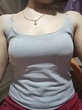 Snapshot of LucyyLy chatting on May 2026 09:06:02 AM LucyyLy online show from May 2026 09:06:02 AM