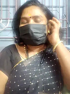 Snapshot of Tamil_Azhaghi25 chatting on June 2026 05:33:02 PM Tamil Azhaghi25 online show from June 2026 05:33:02 PM