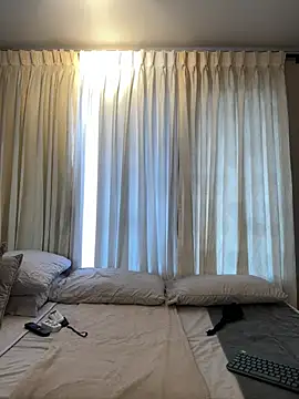 Tayler Kim online show from April 2026 06:05:02 PM