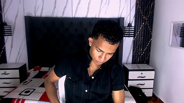 Snapshot of aston_xvera chatting on September 2025 03:39:02 AM aston xvera online show from September 2025 03:39:02 AM