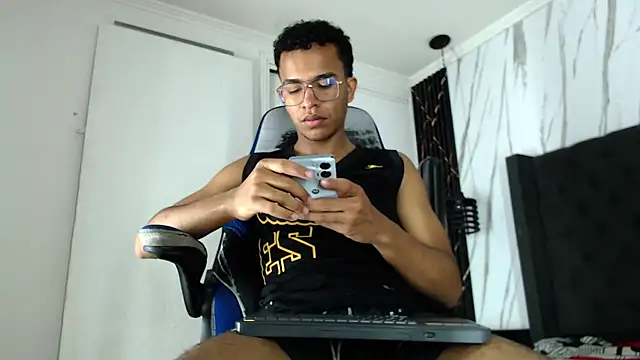 aston xvera online show from November 2025 03:48:01 AM