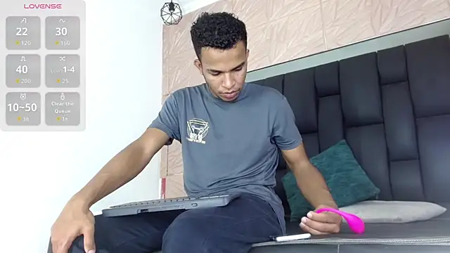 aston xvera online show from January 2026 08:23:01 PM