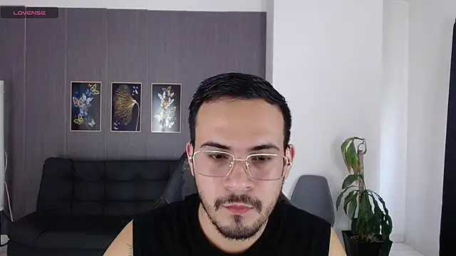 Arontrey21 online show from September 2025 07:13:01 PM