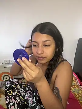  Chloe Smith online show from March 2026 06:00:01 PM