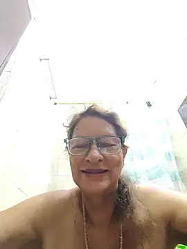 MaryLunne online show from October 2025 01:02:02 AM