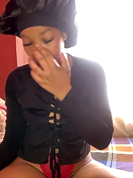 Snapshot of Pretty_Beauty chatting on October 2025 06:55:01 AM Pretty Beauty online show from October 2025 06:55:01 AM