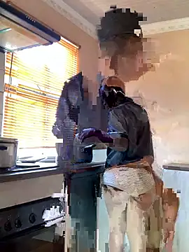 Snapshot of Pretty_Beauty chatting on November 2025 08:05:02 AM Pretty Beauty online show from November 2025 08:05:02 AM