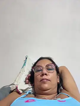 YadiraOrozco online show from February 2026 11:42:02 AM