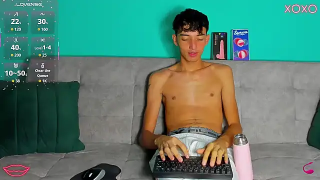 Maikol Ortiz online show from October 2025 12:28:01 PM