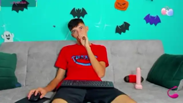 Maikol Ortiz online show from November 2025 12:50:02 PM