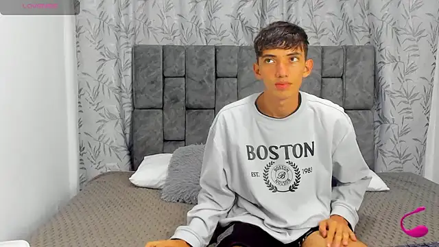 Maikol Ortiz online show from November 2025 10:58:01 AM