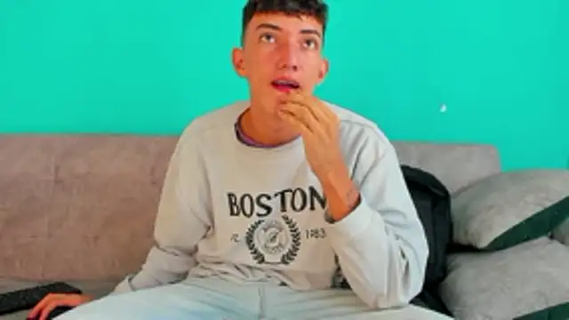 Maikol Ortiz online show from April 2026 12:33:01 PM