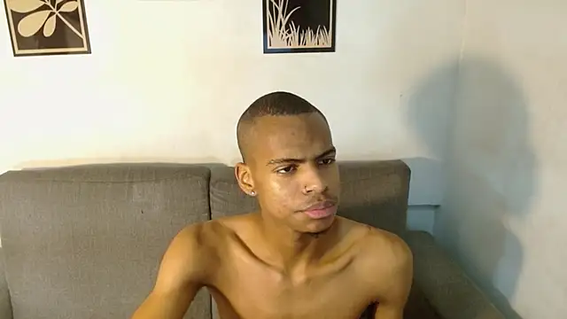 criss zuri online show from October 2025 11:53:02 AM