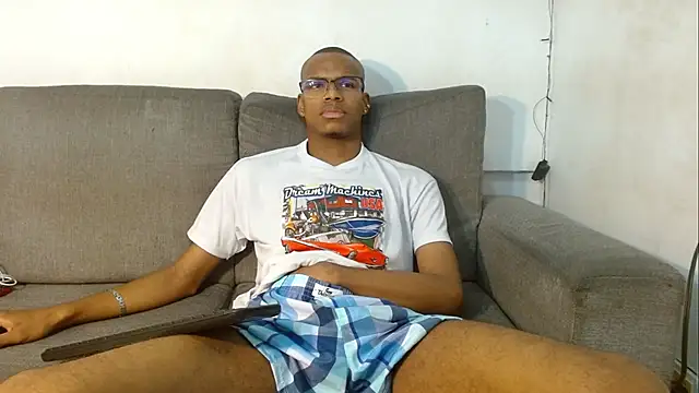 criss zuri online show from October 2025 11:58:02 AM