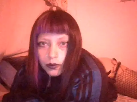 Snapshot of VoidKitten chatting on November 2025 04:26:02 AM VoidKitten online show from November 2025 04:26:02 AM