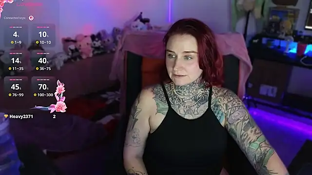 Snapshot of blazed_vixen chatting on July 2026 02:46:02 AM blazed vixen online show from July 2026 02:46:02 AM