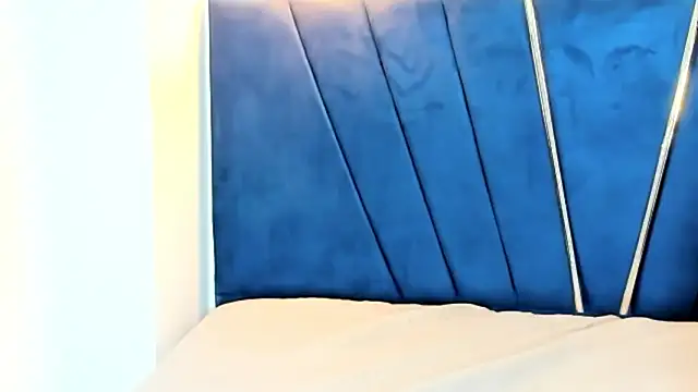 zeusapollofuck online show from September 2025 09:06:02 PM