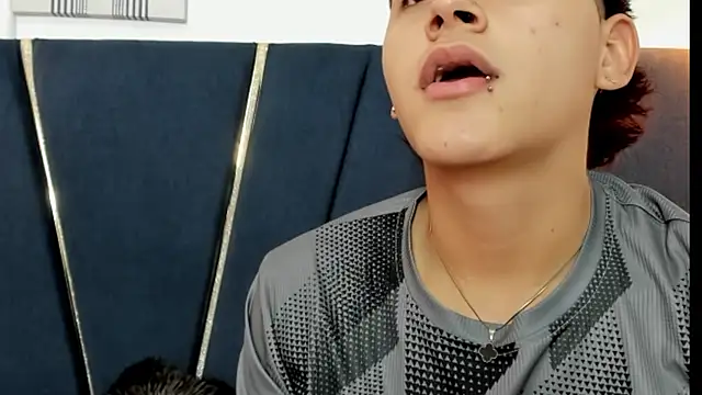 zeusapollofuck online show from September 2025 07:04:01 PM