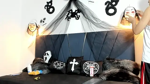 zeusapollofuck online show from October 2025 11:05:01 PM