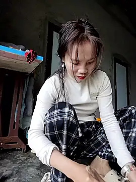 Tin tanny online show from February 2026 12:53:01 AM