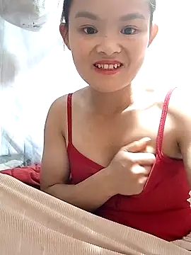 xinhxinhcute online show from October 2025 03:06:02 AM