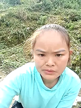 xinhxinhcute online show from December 2025 03:13:01 AM