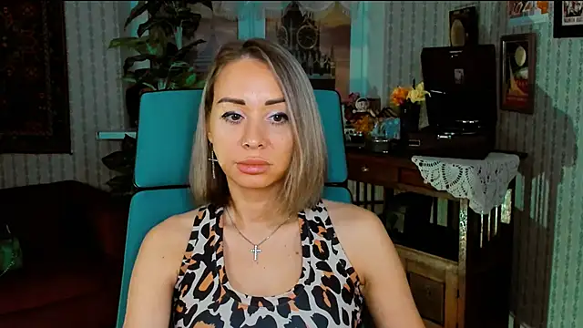 MilenaMulins online show from September 2025 09:42:02 AM