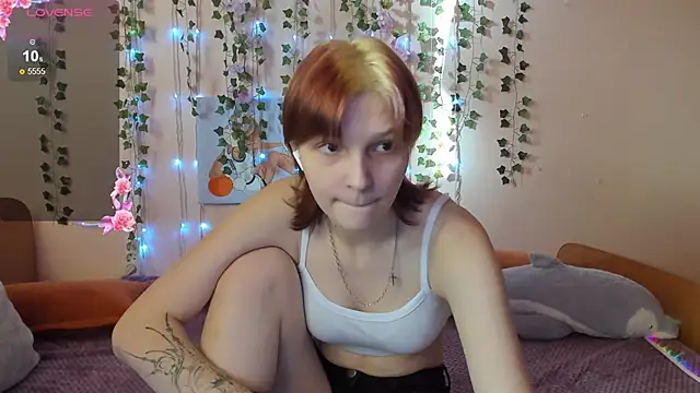 AudreyyKim online show from November 2025 08:02:01 AM