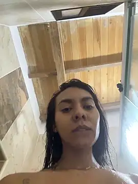 GiorgiaLuxee online show from October 2025 12:39:02 PM