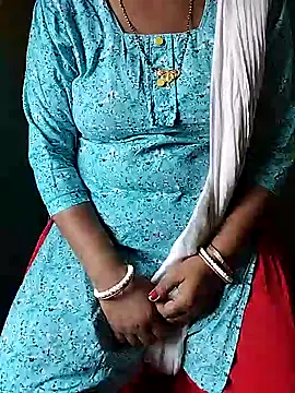 Snapshot of desi_boudi87 chatting on April 2026 03:31:02 AM desi boudi87 online show from April 2026 03:31:02 AM