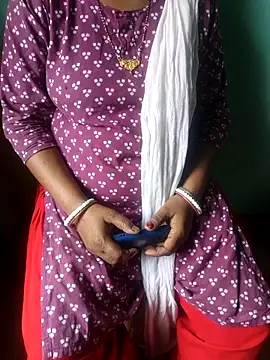 Snapshot of desi_boudi87 chatting on April 2026 03:22:01 AM desi boudi87 online show from April 2026 03:22:01 AM