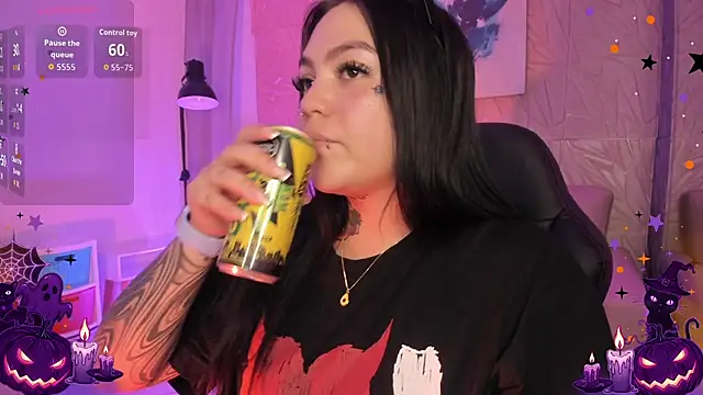 MAGIC TESSA online show from October 2025 07:43:01 PM