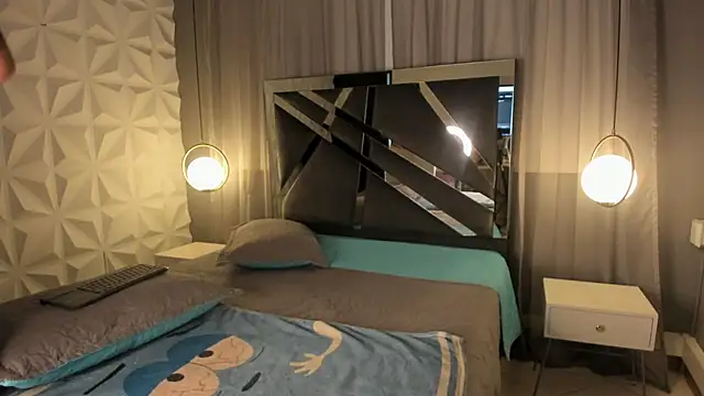 MAGIC TESSA online show from October 2025 07:01:02 PM