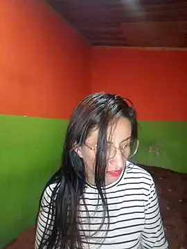 ERIKA  29 online show from September 2025 01:32:01 PM