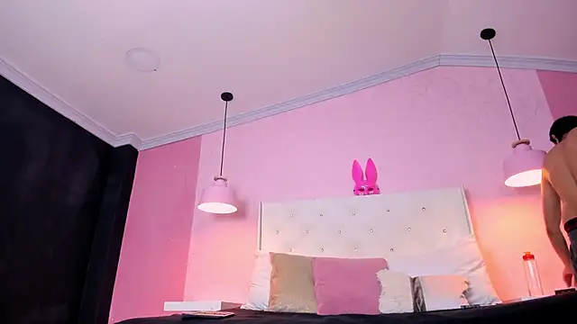 Boss Domiinator online show from March 2026 12:34:01 PM