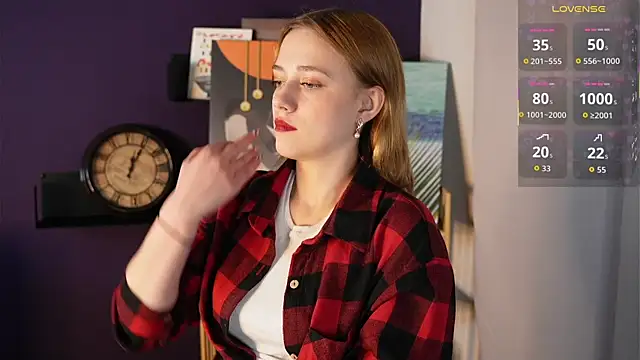 HollieCollelo online show from October 2025 03:48:01 AM