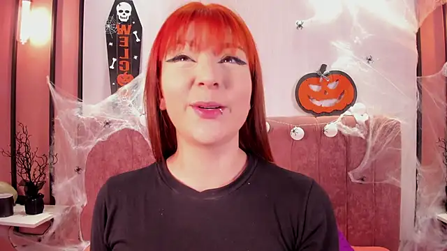 lilly blear  online show from October 2025 03:52:02 AM