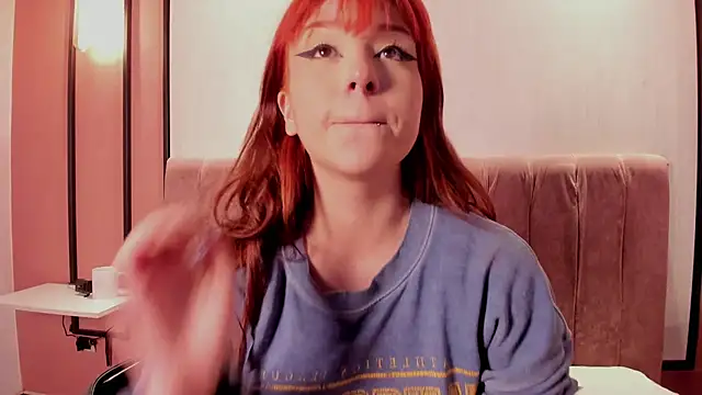 lilly blear  online show from November 2025 03:38:02 AM