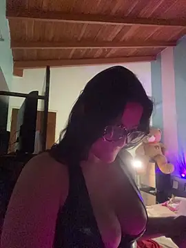 alilith online show from May 2026 08:47:02 PM