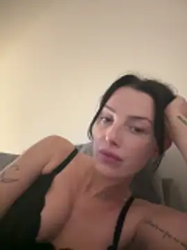 Remirosee online show from December 2025 09:08:02 PM