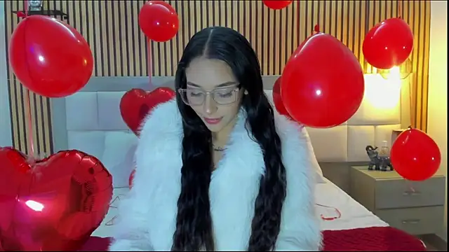 Roseaurora online show from February 2026 11:51:01 AM