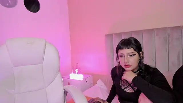 May y Goeth online show from September 2025 02:33:02 AM