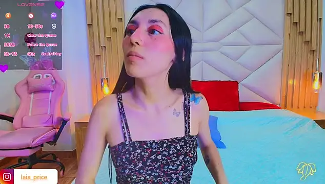 Laia and Damian online show from October 2025 07:33:02 PM