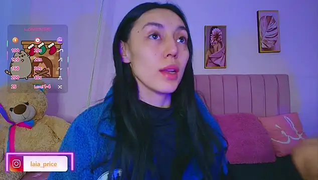 Laia and Damian online show from December 2025 12:03:02 PM