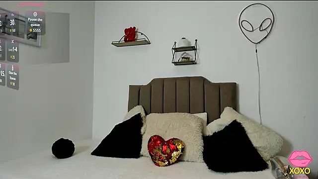 Elisabeth swan online show from September 2025 12:21:01 PM