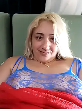 Melissamelzinha38 online show from October 2025 10:09:01 PM