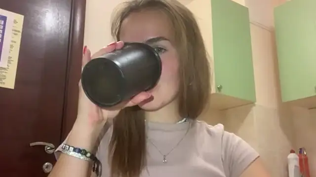 BunnyTiedeman online show from September 2025 05:35:01 PM