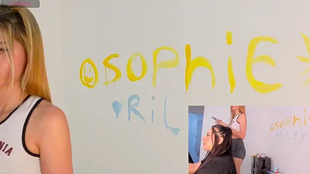 SophieCurves online show from October 2025 01:19:01 AM