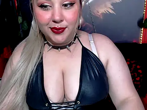 Snapshot of Evadiryxxx chatting on September 2025 08:43:01 PM Evadiryxxx online show from September 2025 08:43:01 PM